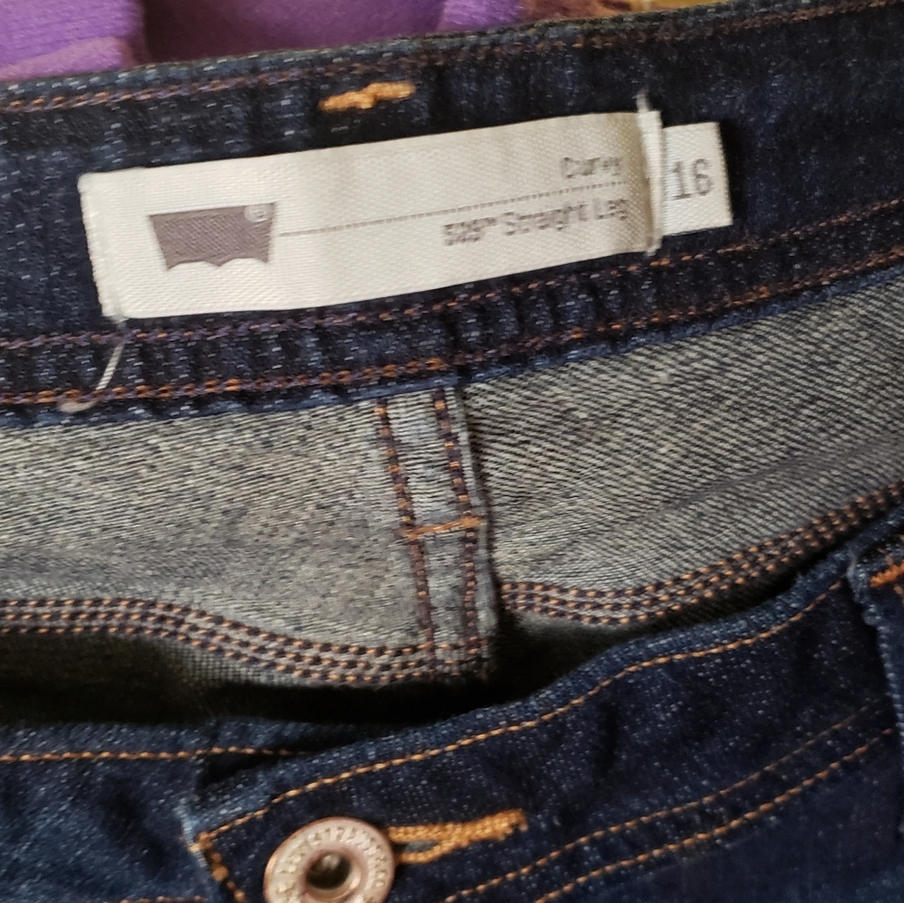 Jeans - Picture 2 of 3